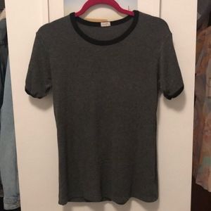 ✨Brandy Melville t-shirt✨